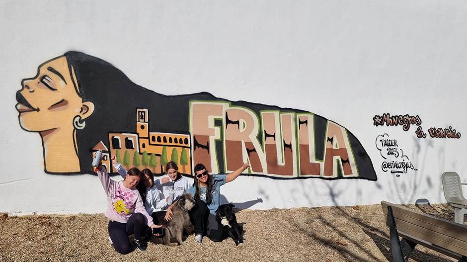 Imagen Erika comparte su pasión por el arte mural en Frula