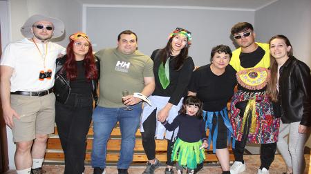 Imagen Frula se lanza a la fiesta con ritmo, disfraces y mucha alegría
